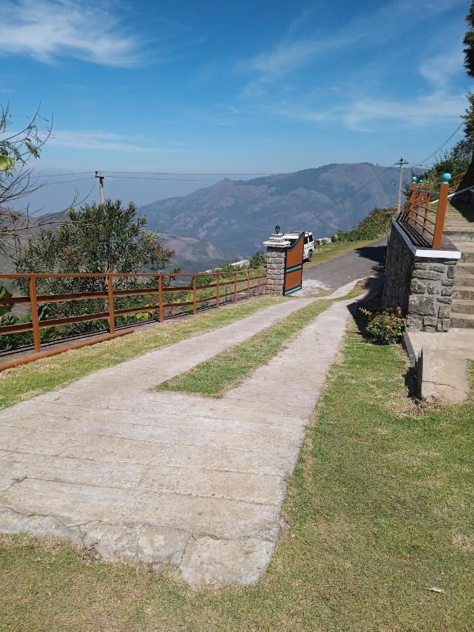 Noor Garden - Wood Cabins Кодайканал Екстер'єр фото